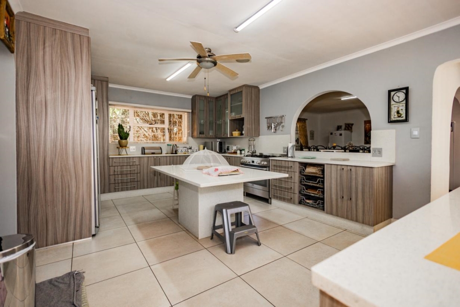 8 Bedroom Property for Sale in Joostenbergvlakte Western Cape